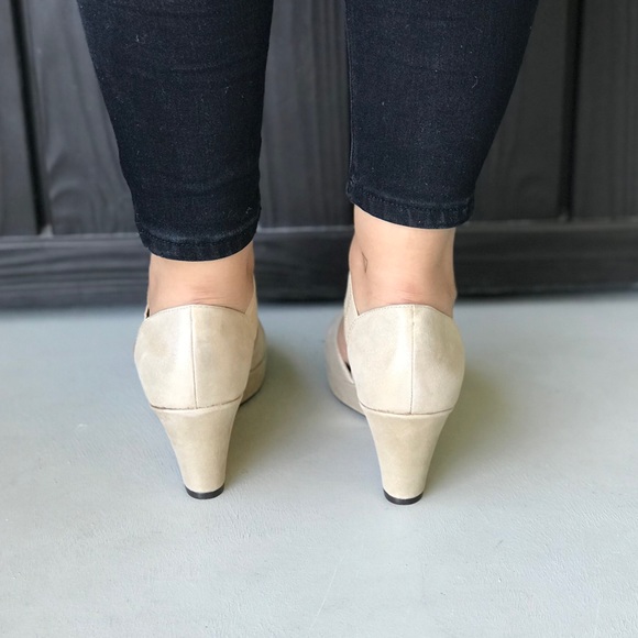 Leather Peep Toe Pleated Elastic Straps Wedge - Picture 3 of 7